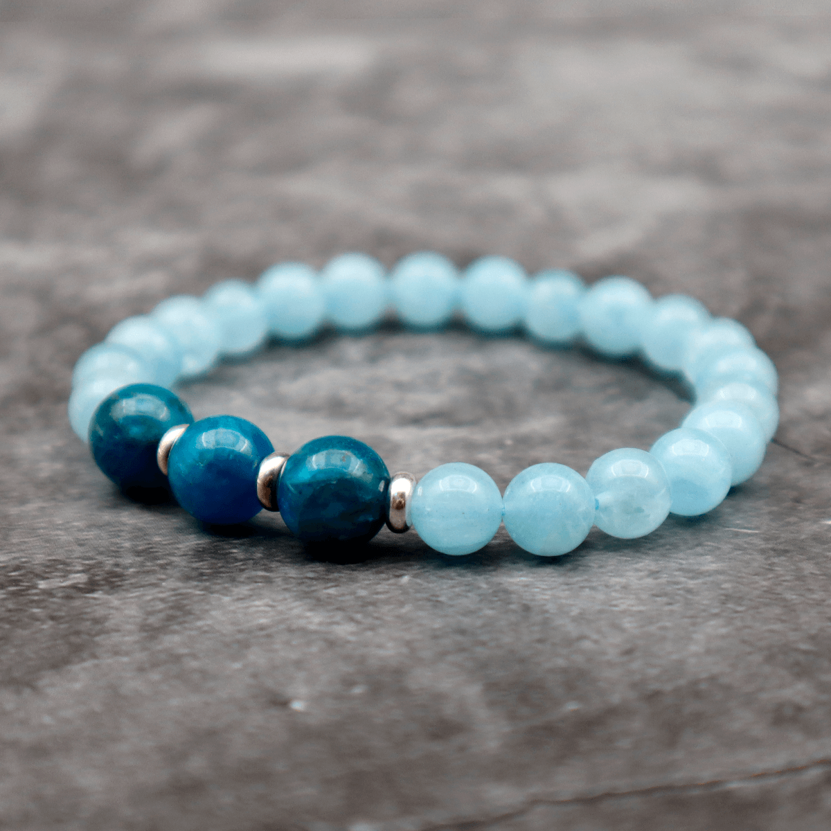 新宿租界 極開運青心数珠(アクアマリン・ブルーアパタイト)