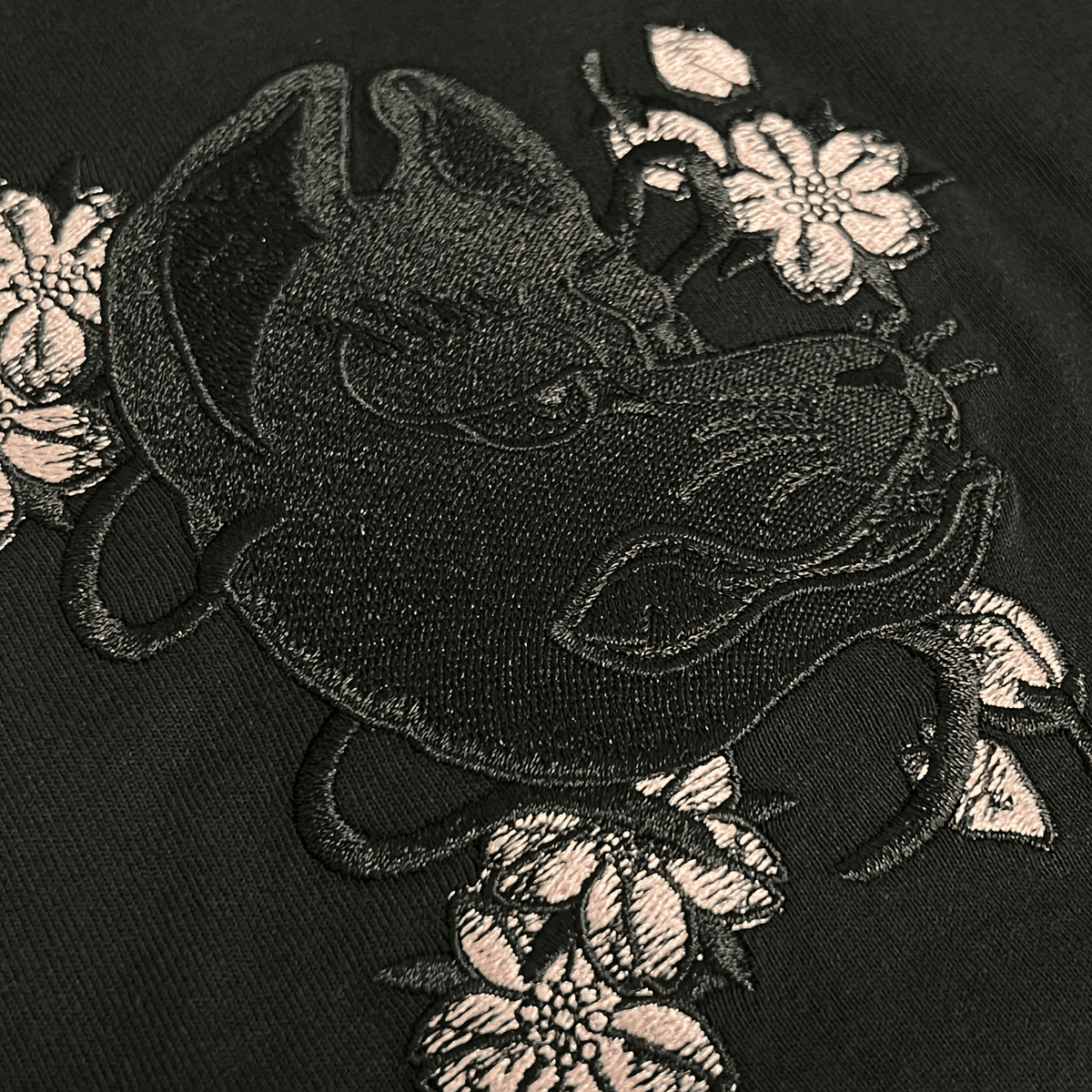 新宿租界妖狐刺繍T  彫渉デザイン