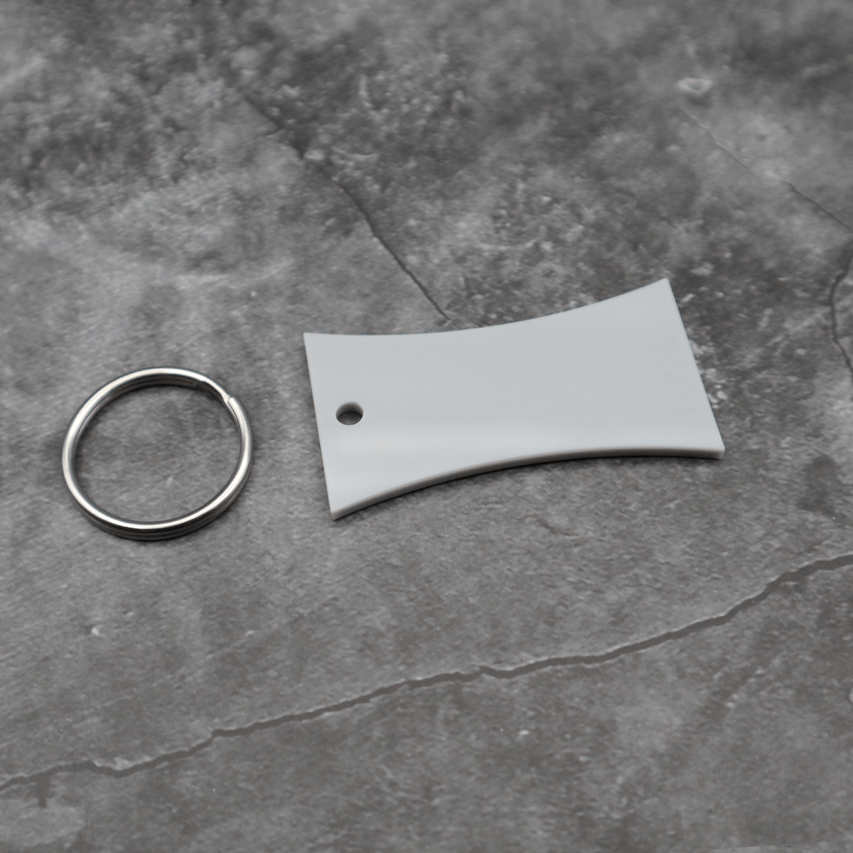 新宿租界 Graffiti Logo キーリング(Gray)[限定4個]