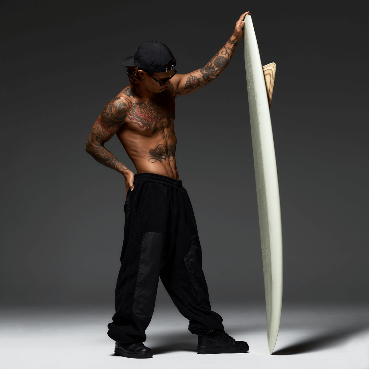 新宿租界ダブルニーフリースパンツ